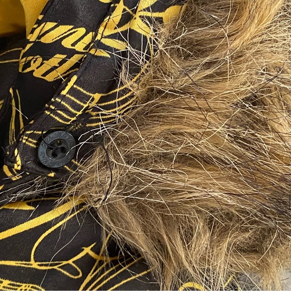 G-Unit Faux Fur Trim Hood Long Sleeves Gold & Black Puffer Jacket Girl’s Size XS - Picture 4 of 16